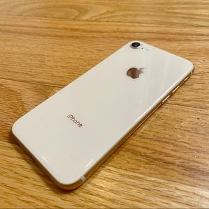 SOLD | iPhone 8 gold | 64 GB | unlocked 📱